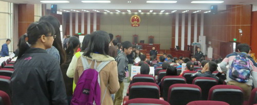 Beat365中国中文官方网站学子赴湘潭市岳塘区人民法院旁听